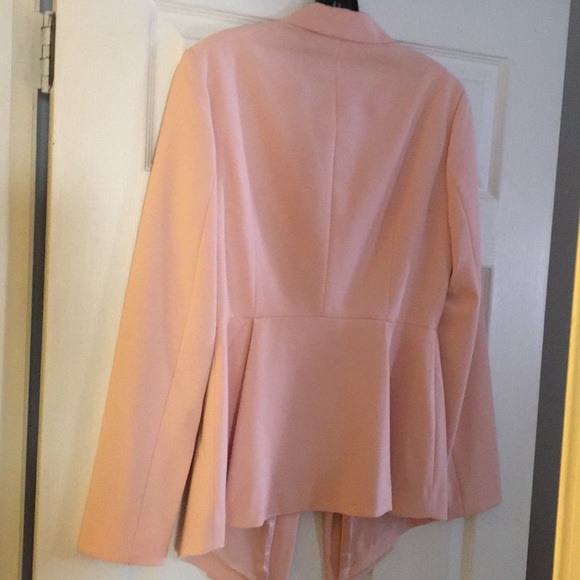 BCBG PINK BLAZER - Picture 5 of 5